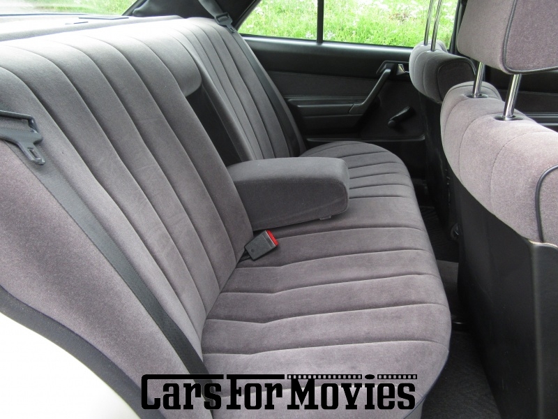 CarsForMovies | Mercedes Benz 190 E  1987 Deutschland Gold Schwarz Zivilfahrzeug Limousine Nordrhein-Westfalen 4903 Oldtimer